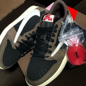 Air Jordan 1 x Travis Scott “Cactus”